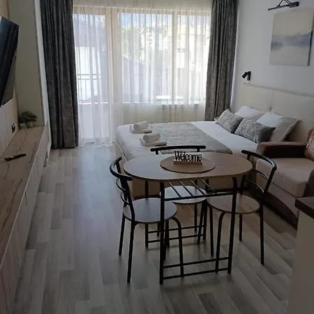 Monfort в * Μπάνσκο