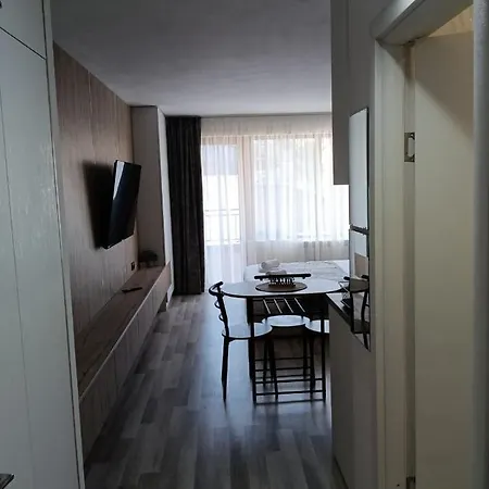 Monfort в Διαμέρισμα