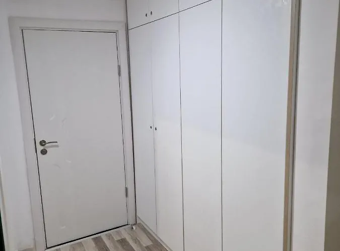 Monfort в アパート バンスコ