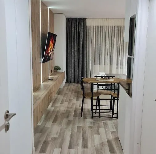 Monfort в * バンスコ