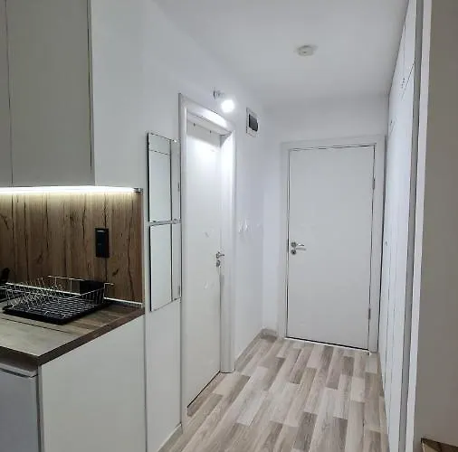 Monfort в アパート *