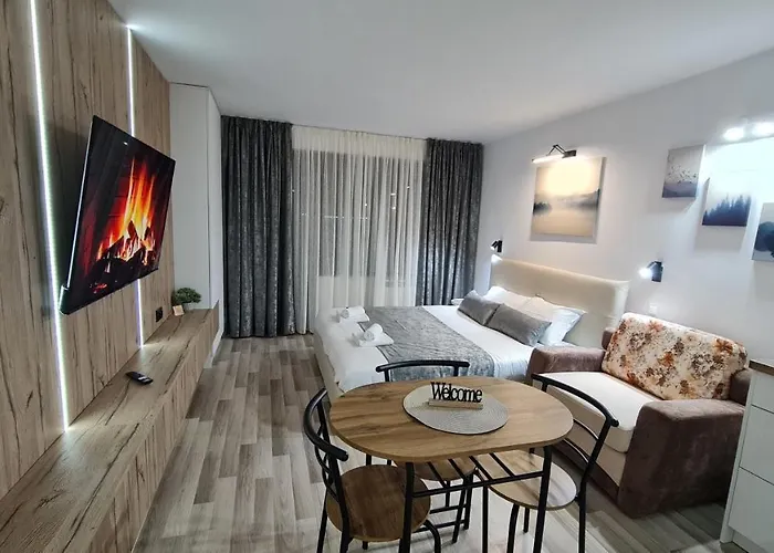 Monfort в Apartman Banszko